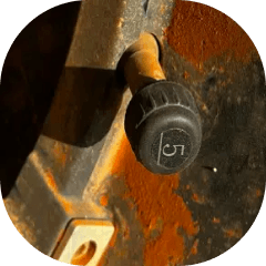 Cảm biến áp suất lốp (Gắn ngoài)